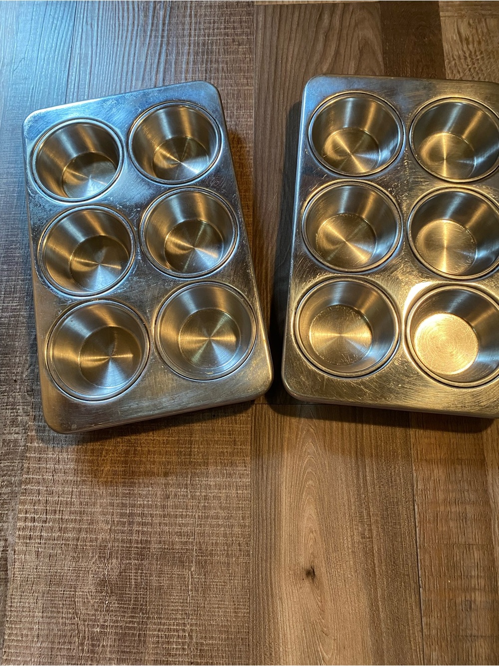 6-Cup Stainless Steel Muffin Pan Set in Silver - Non-Branded Vintage